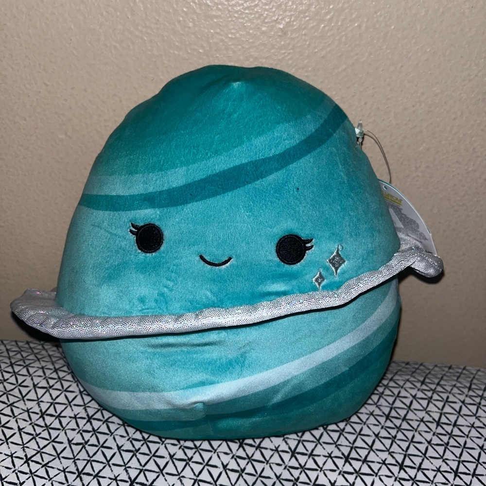 Hugo the blue planet squishmallow